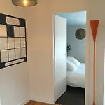 De 3 Et Parking Apartment *