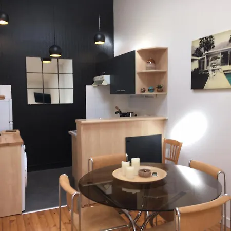 公寓 De 3 Et Parking