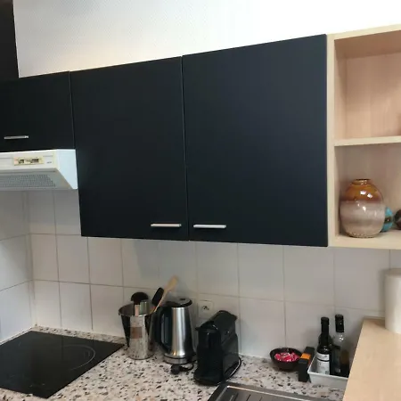 De 3 Et Parking 拉罗歇尔